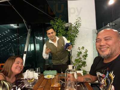 ‪feast Restaurant‬