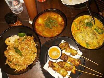 ‪asian5 - Downtown‬