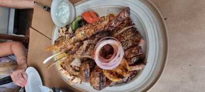 ‪mythos Kouzina & Grill‬