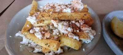 ‪mythos Kouzina & Grill‬