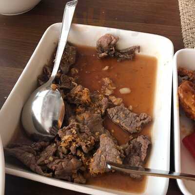 ‪spicy And Ginger Thai Restaurant‬