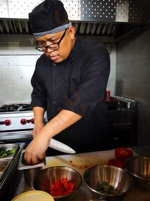 ‪spicy And Ginger Thai Restaurant‬