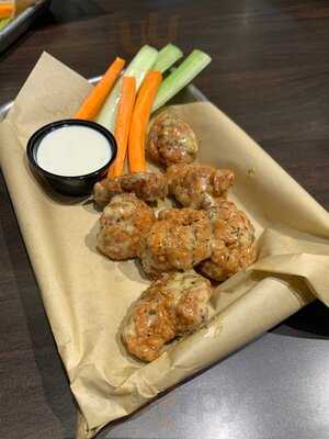 ‪buffalo Wild Wings‬