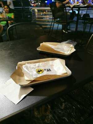 ‪buffalo Wild Wings‬