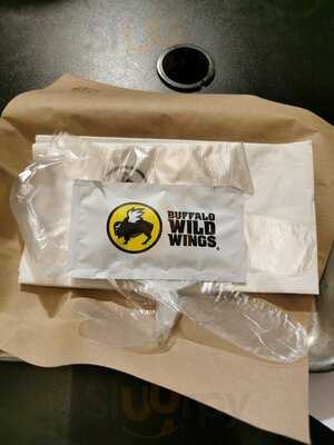 ‪buffalo Wild Wings‬