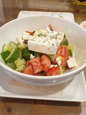 ‪breaking Bread‬