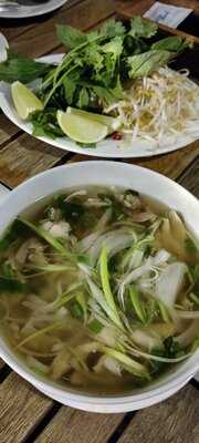 ‪vietnamese Foodies Jlt‬