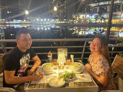 ‪vietnamese Foodies Jlt‬