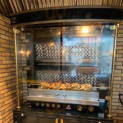 ‪the Roost Rotisserie‬