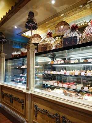 ‪shakespeare And Co‬