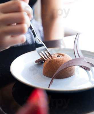 ‪backstreet Cafe‬