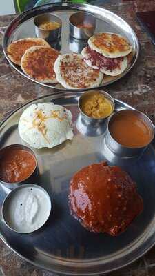 ‪veg Hut Restaurant‬