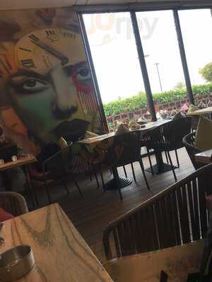 ‪xenia Cafe Lounge‬