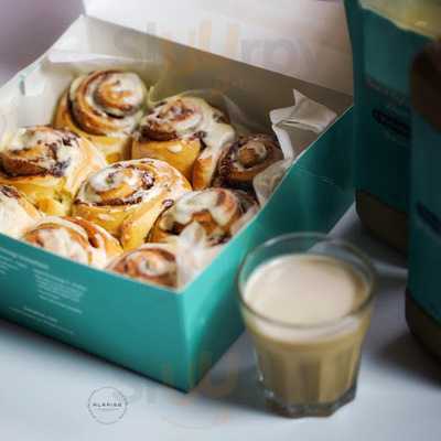 ‪cinnabon‬