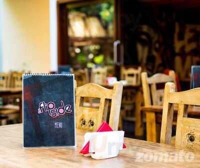 ‪the Flipside Restobar‬