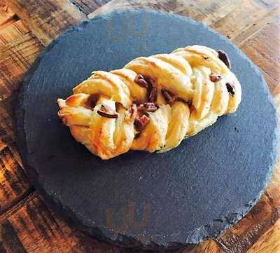 ‪victory Games And Café‬