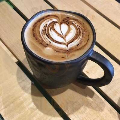 ‪victory Games And Café‬