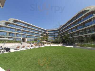 ‪81 All Day Dining‬