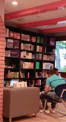 ‪the Flipside Restobar‬