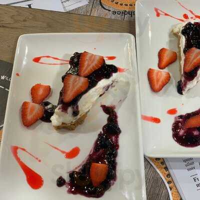 ‪paratha 'n Rolls‬