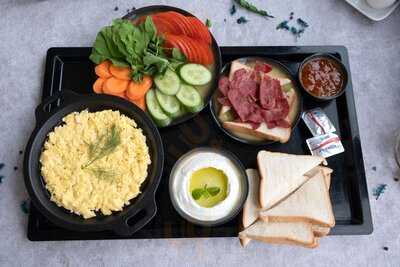 ‪meritta Fish And Shrimps‬