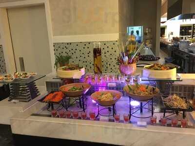 ‪metro Restaurant‬