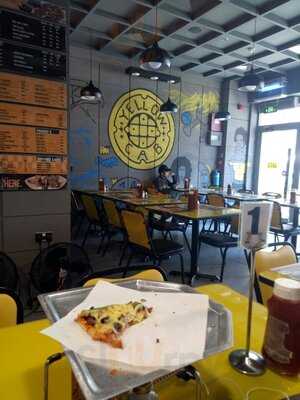 ‪yellow Cab Pizza Co‬