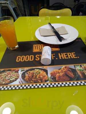 ‪yellow Cab Pizza Co‬