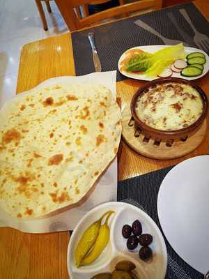 ‪labneh Wa Zaatar Restaurant‬