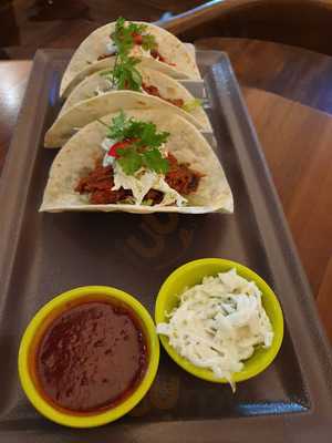 ‪the Sports Bar‬