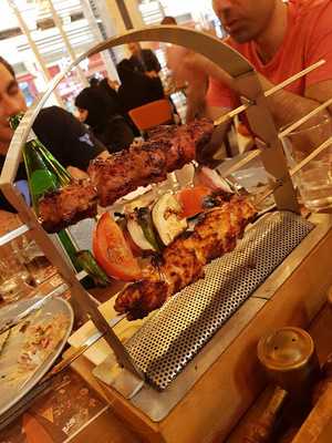 ‪bob's Easy Diner‬