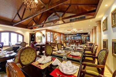 ‪maxine Restaurant & Cafe‬