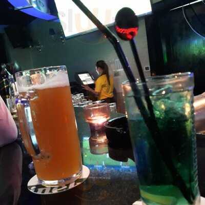 ‪the Liquid Lounge‬