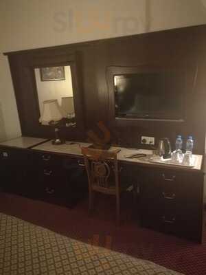 ‪claridge Hotel‬