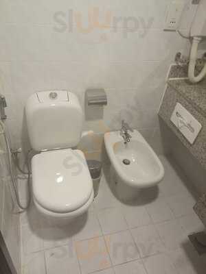 ‪claridge Hotel‬