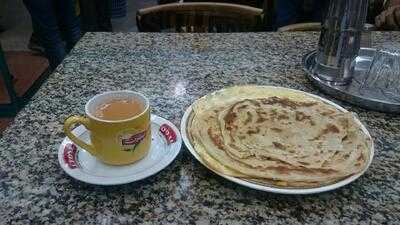 ‪tourist Restaurant‬