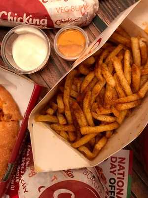 ‪chicking Fried Chicken‬