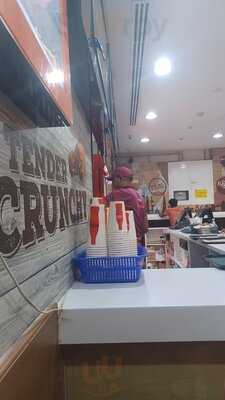 ‪chicking Fried Chicken‬