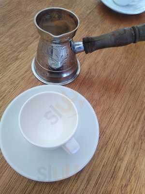 ‪jedoudna Restaurant & Cafe‬