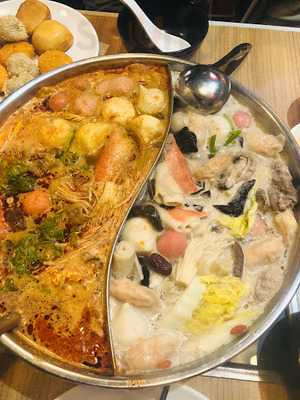 ‪xiao Hong Niu Hot Pot‬