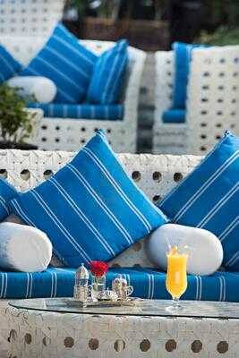 ‪highlights Bar‬