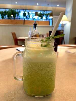 ‪carluccio's - Arabian Ranches‬