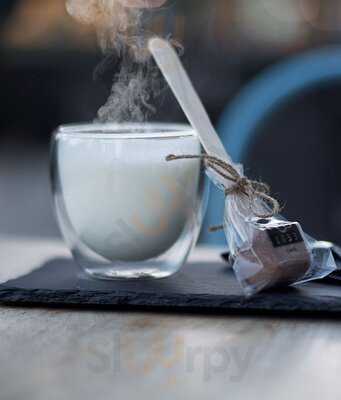 هب١٨٣٣ كافيه