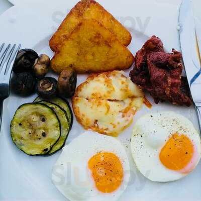 ‪fourni De Pierre‬