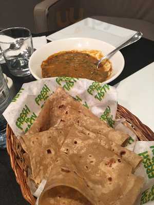 ‪beans And Bites‬