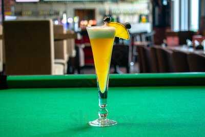 ‪bricks Sports Lounge‬