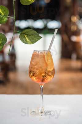 ‪carino's Italian Grill‬