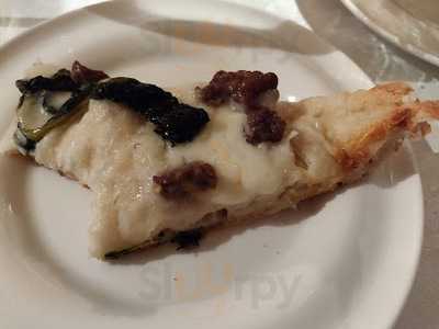 ‪carino's Italian Grill‬