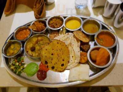 ‪rajdhani Restaurant‬