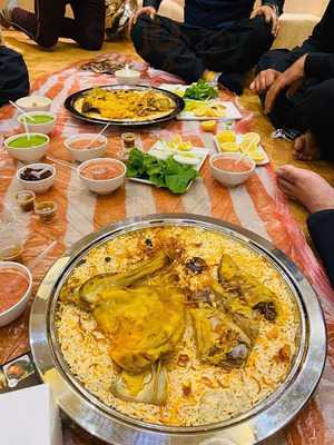 ‪gulf Pastry Cafeteria‬